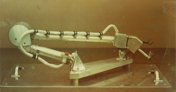 Arm built by TRW for Viking spacecraft to hold TSI anemometers, 1975